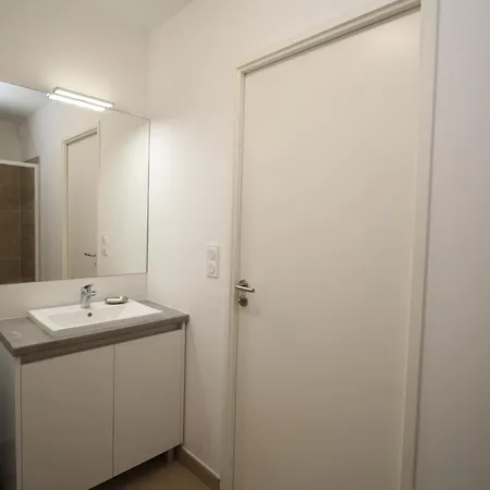 2 Chambres, Vue Et Parking *