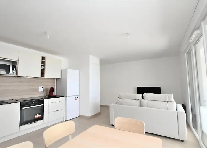 Lejlighed 2 Chambres, Vue Et Parking